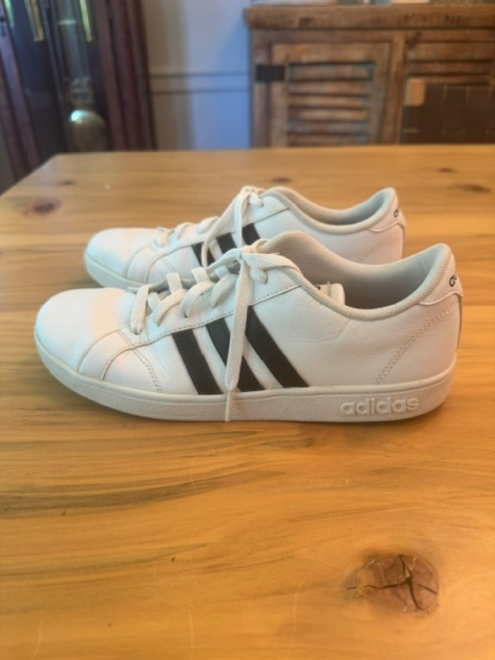 Adidas Advantage White Black Stripe Sneakers Women's Size 7 Tennis Shoes